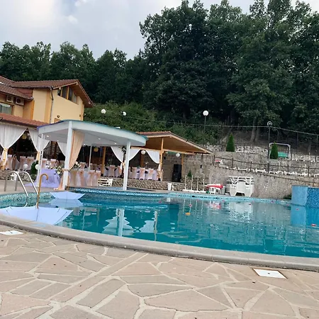 Ośrodek wypoczynkowy комплекс ливадите